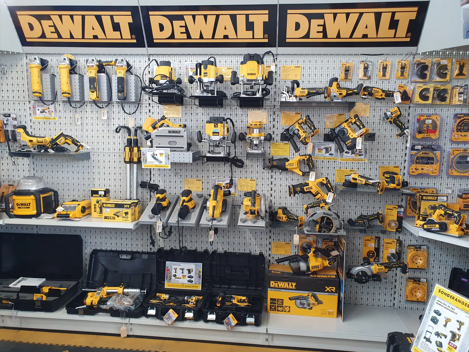 DeWALT Shop